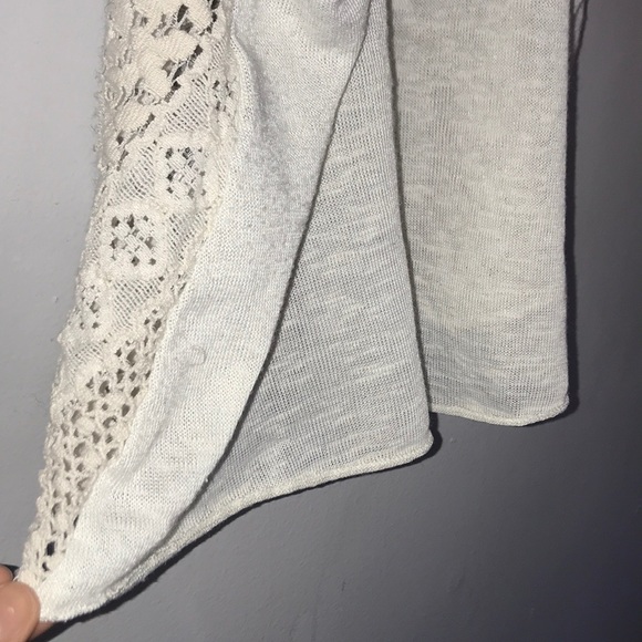 NWOT AE Crochet Crop Tank - Picture 6 of 7